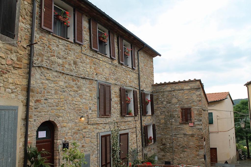Casa Vacanze in Borgo Monteverdi Marittimo Esterno foto